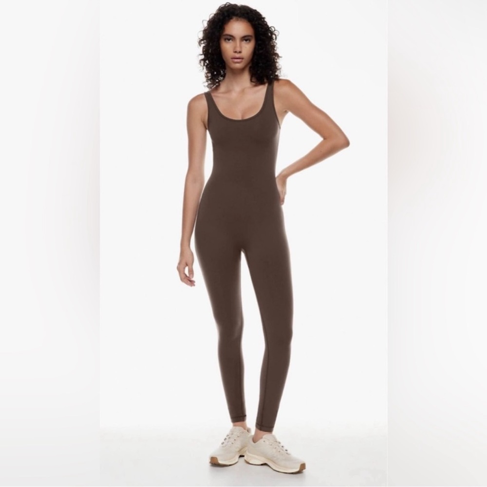 Aritzia TEN by Babaton Fonda Jumpsuit Bodysuit Full Leg Tank Sleeveless